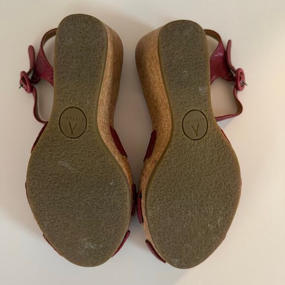Clarks Artisan Wedge Sandal Red 6.5 - Picture 4 of 4